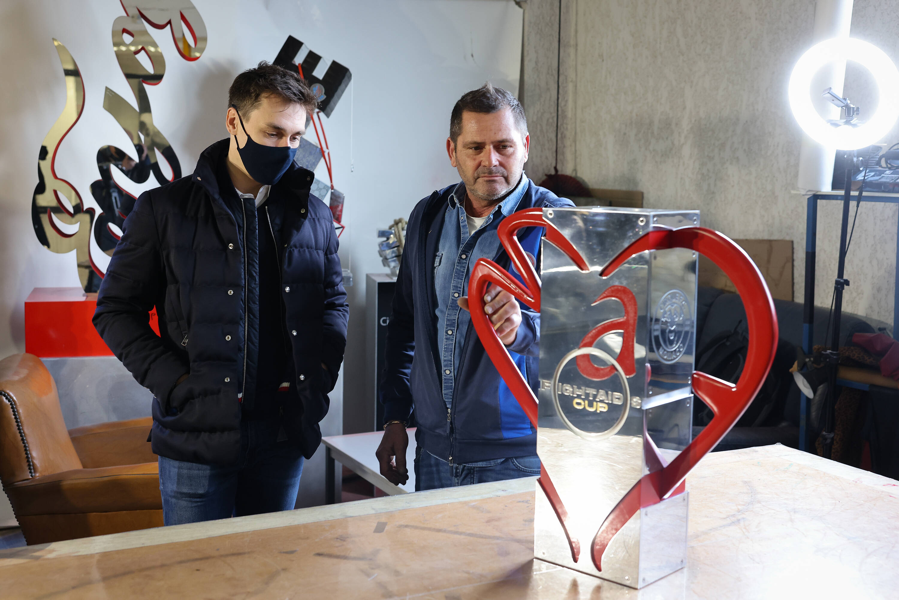 Louis Ducruet invite des légendes du football et des artistes de cirque à Louis-II pour jouer un match au profit de Fight Aids