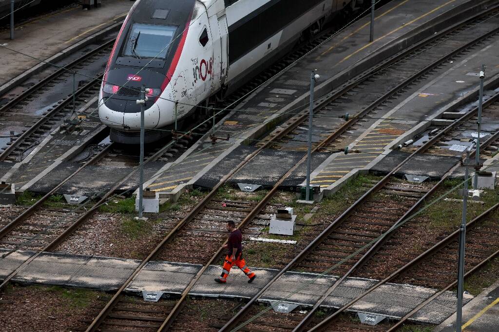 La ligne à grande vitesse entre Paris et l'Est de la France interrompue, nombreux retards pour les TGV