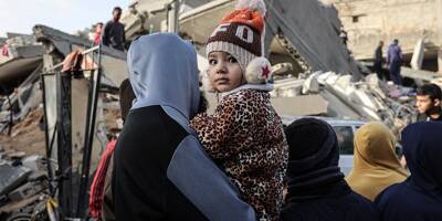 Gaza: négociations au Caire pour une trêve, nouveaux bombardements meurtriers
