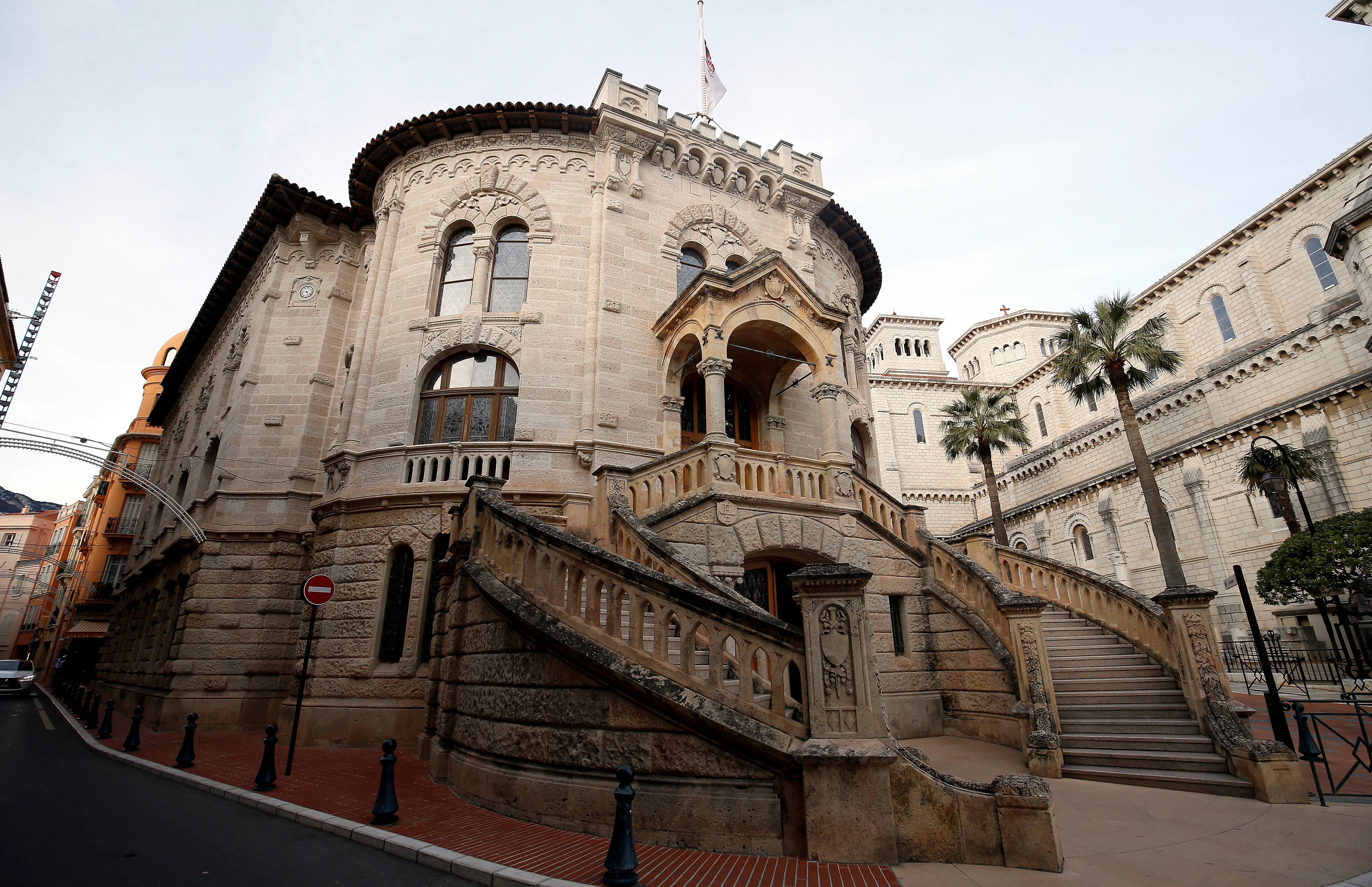 Il perd son pouce au travail, un salarié attaque son employeur en justice à Monaco