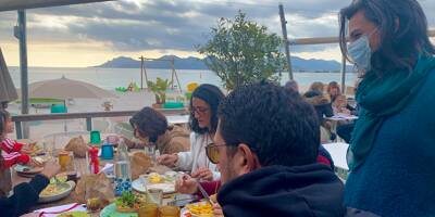 Ils sont parfois surbookés: ces restaurants de plages de Cannes et Mandelieu qui n'hibernent pas