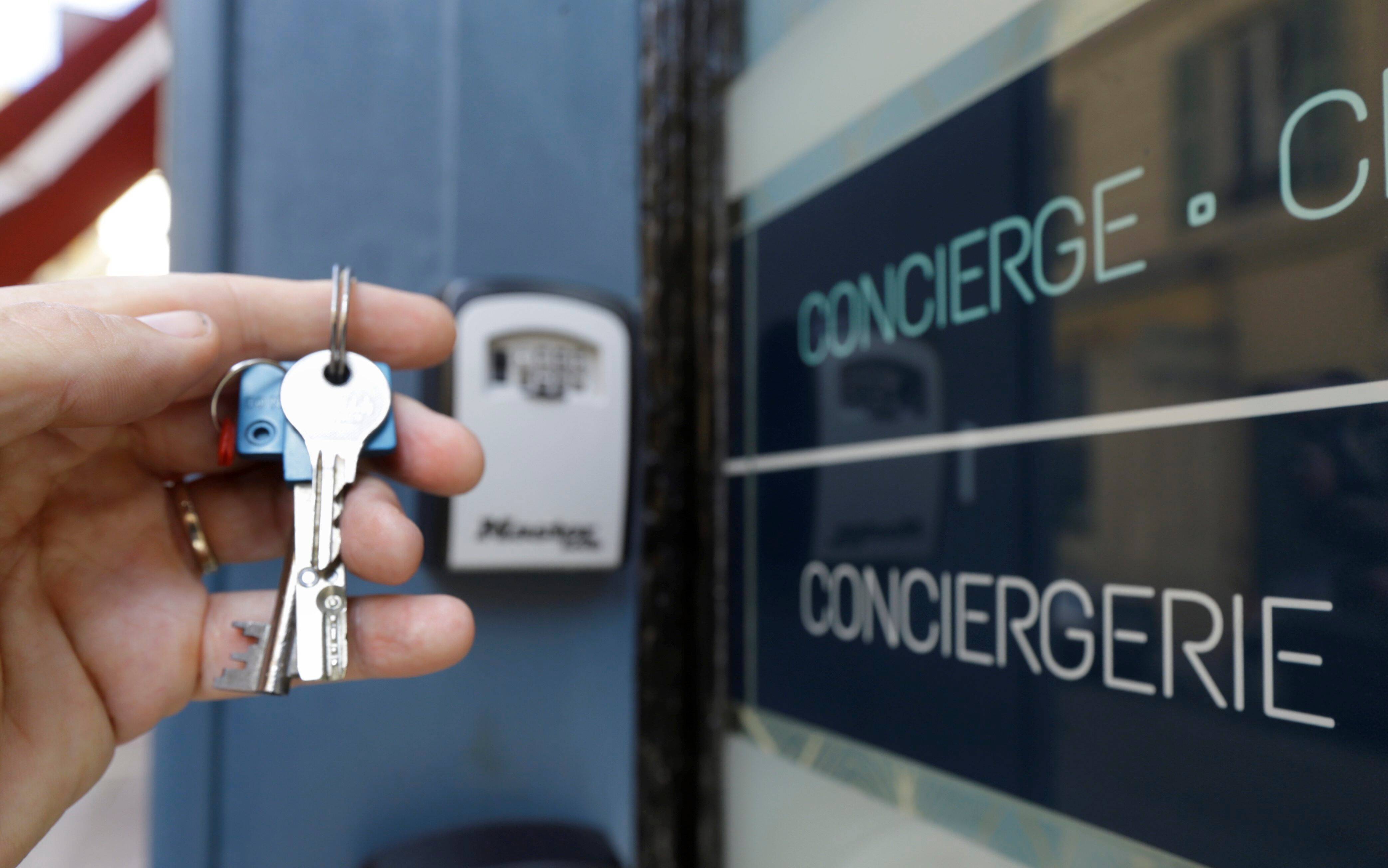 Dans deux villes du sud-est de la France, Airbnb entend encadrer davantage les locations pour éviter les dérives