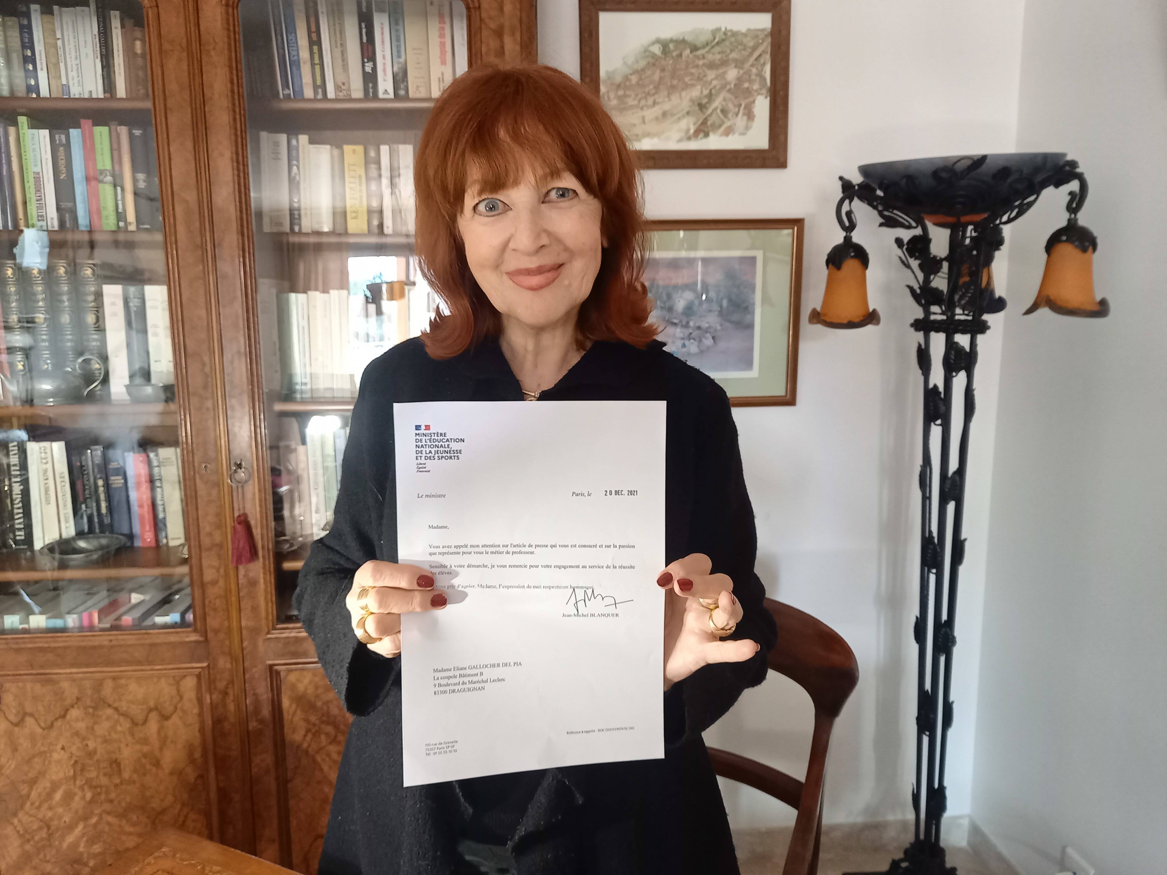 Une enseignante de Draguignan félicitée par le ministre de l'Éducation nationale Jean-Michel Blanquer