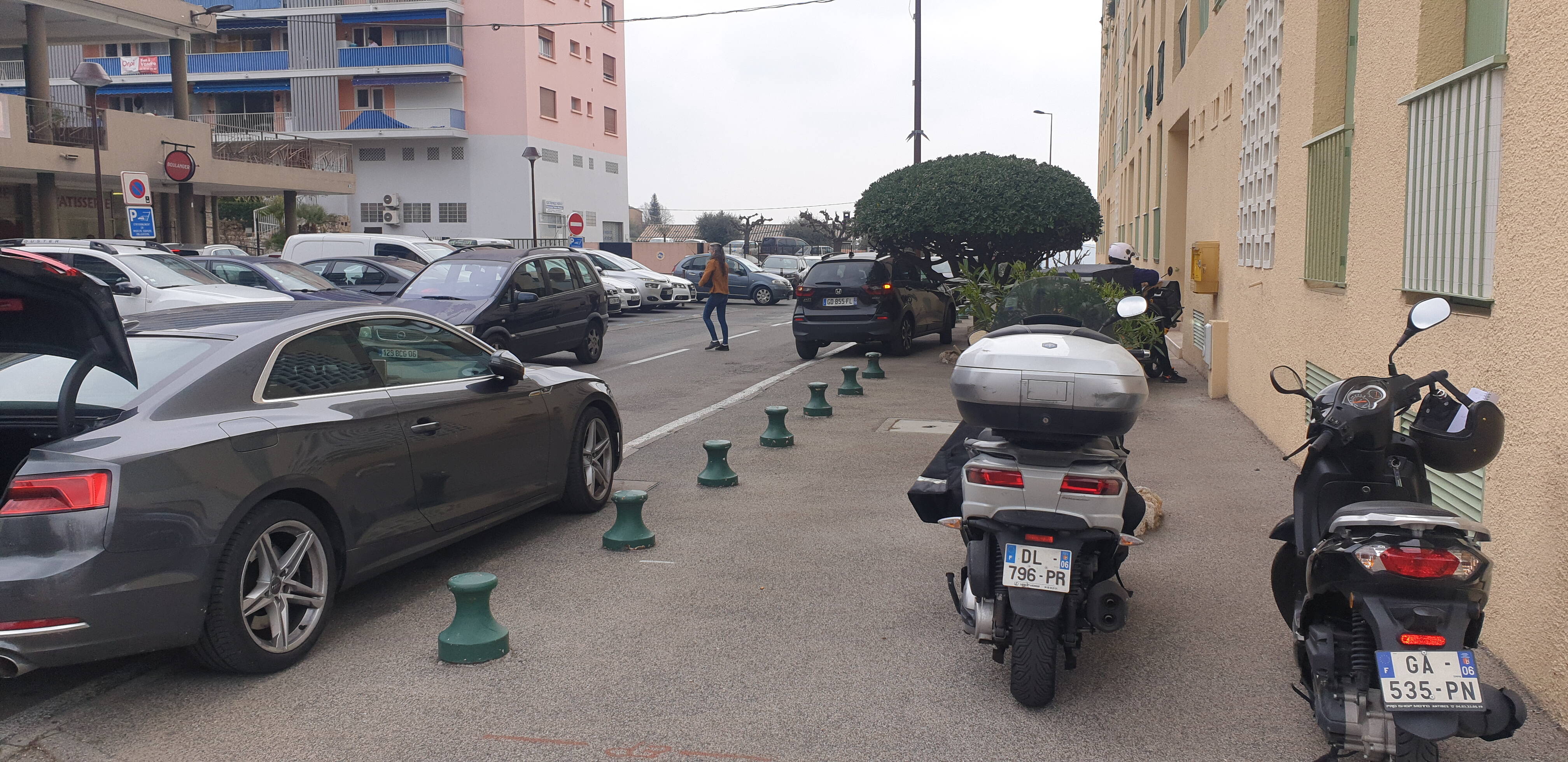 Les copropriétaires refusent de céder leur trottoir à la mairie de Grasse, la justice va-t-elle devoir trancher?