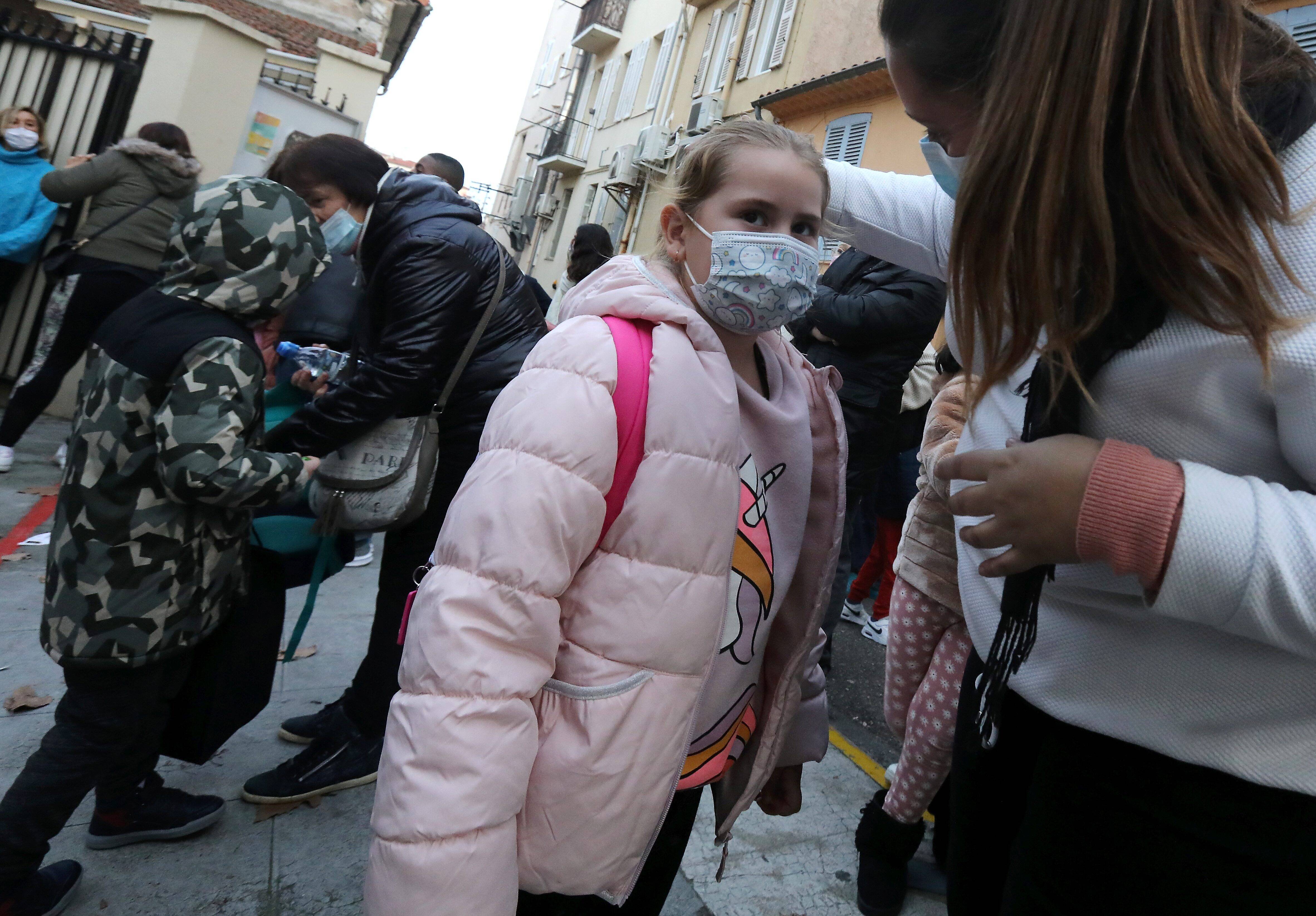 Covid-19: fermetures, le retour du masque, professeurs malades... dans les classes azuréennes, comme un air de surplace