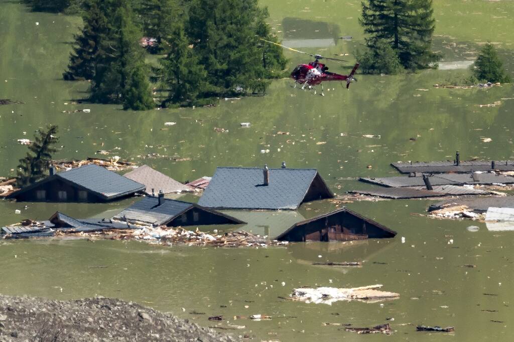La prudence reste de mise: on fait le point après l'éboulement qui a détruit un petit village en Suisse