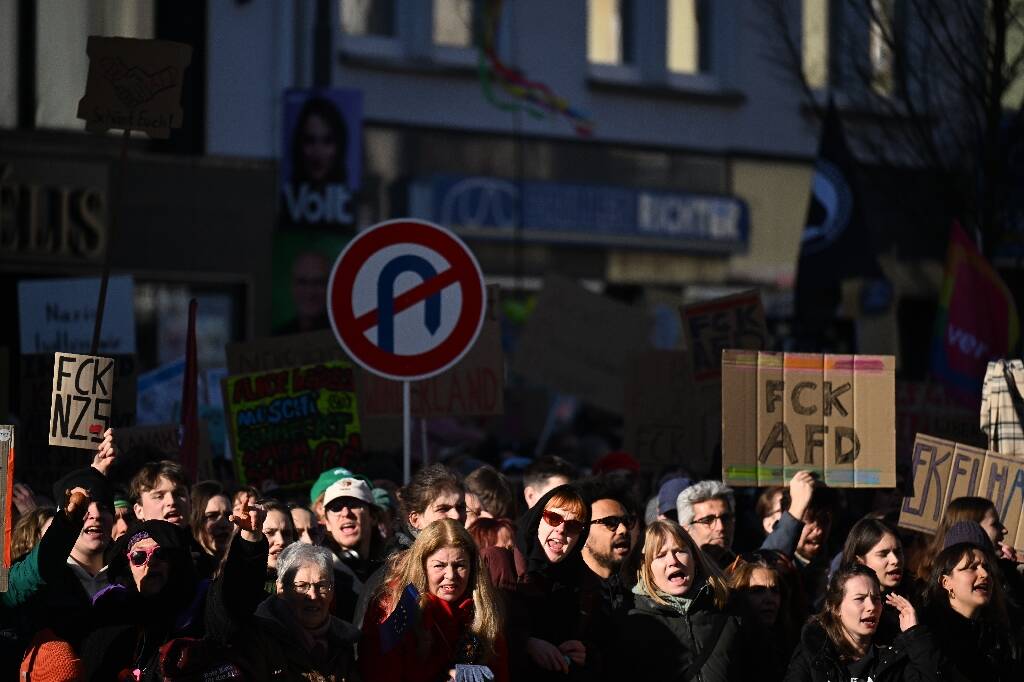 Mobilisation nationale en Allemagne contre l'extrême droite, des dizaines de milliers de personnes attendues à Berlin