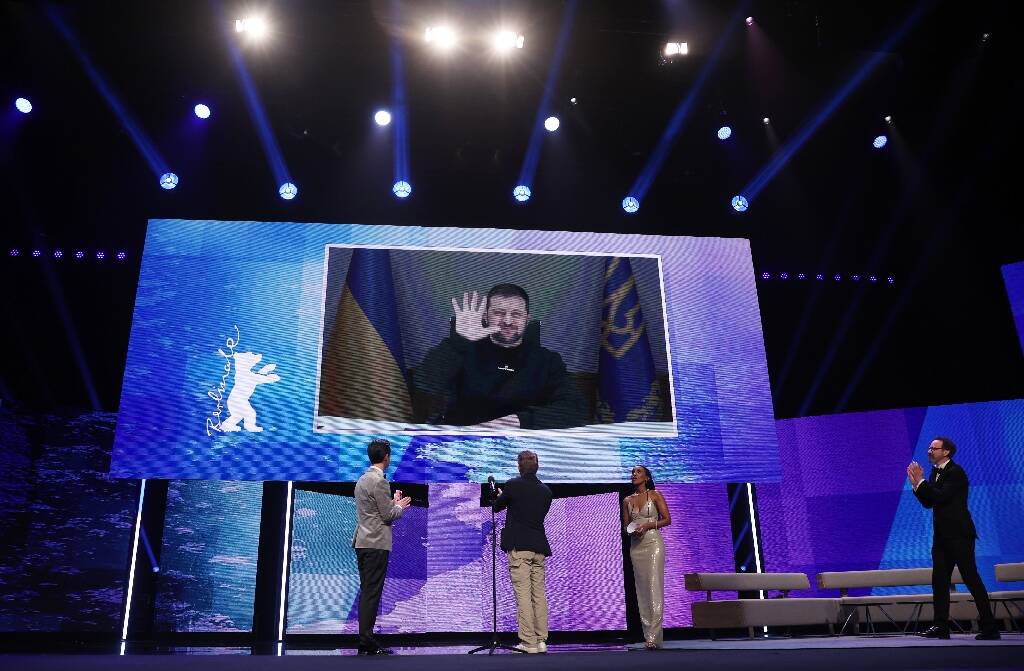 À l'ouverture de la Berlinale, Zelensky appelle l'art et le cinéma à s'engager