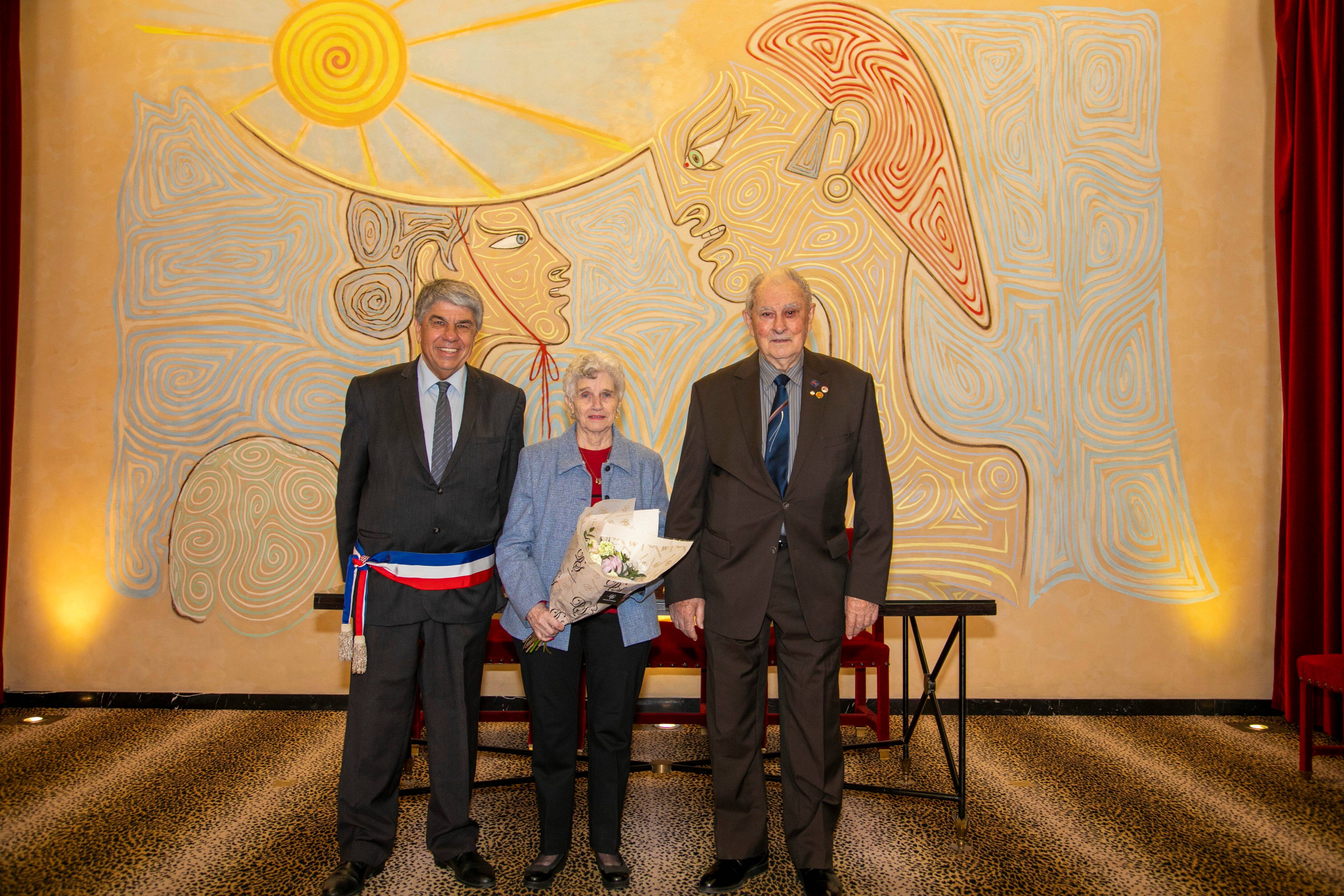 Raymond et Huguette célèbrent leurs 60 ans de mariage à la mairie de Menton