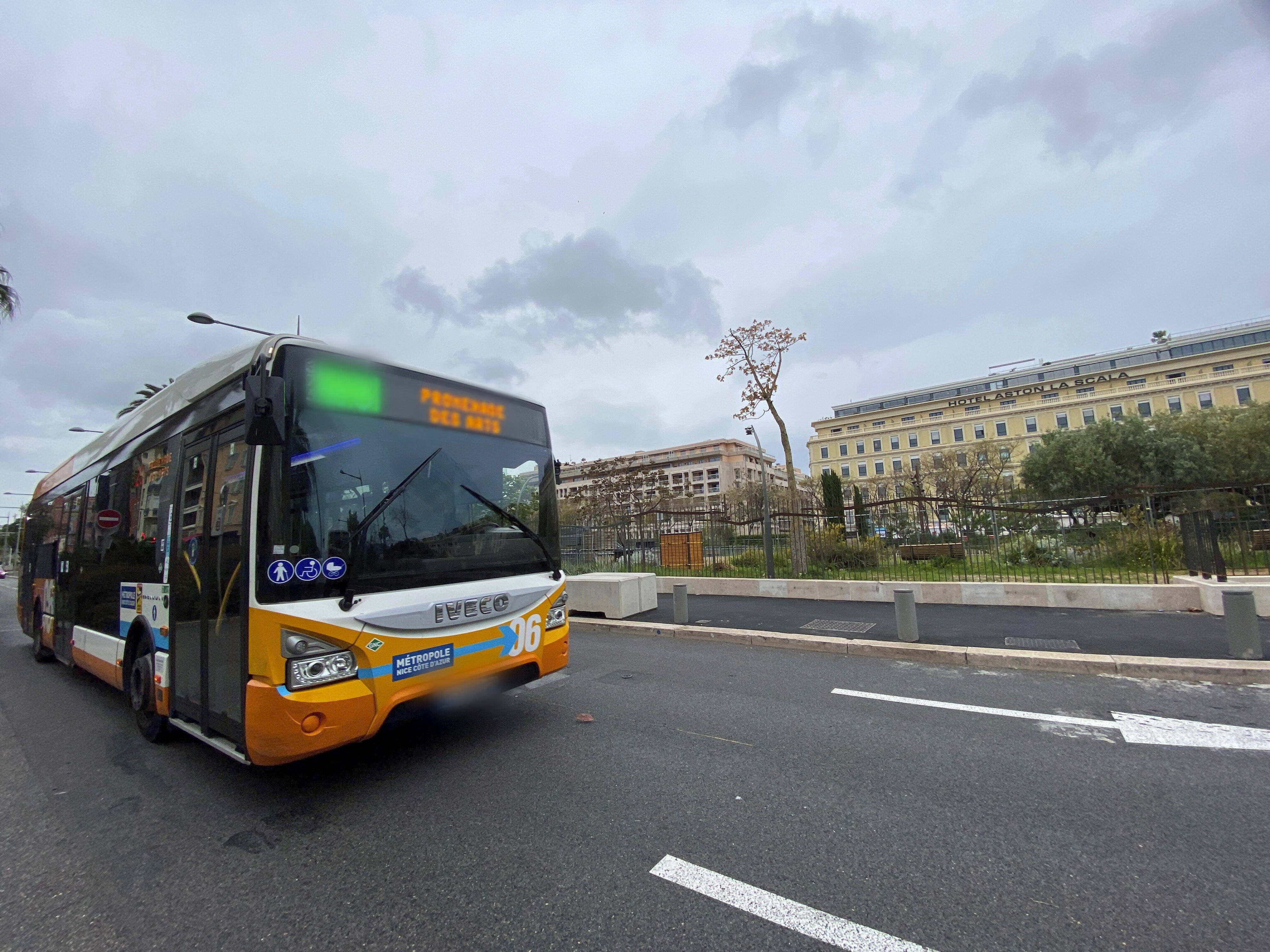 Le chauffeur de bus ivre qui a provoqué un accident à Nice était un multirécidiviste