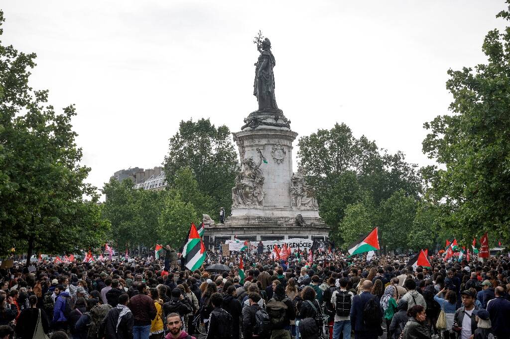 Des milliers de personnes rassemblées à Paris pour protester contre les bombardements israéliens sur Rafah