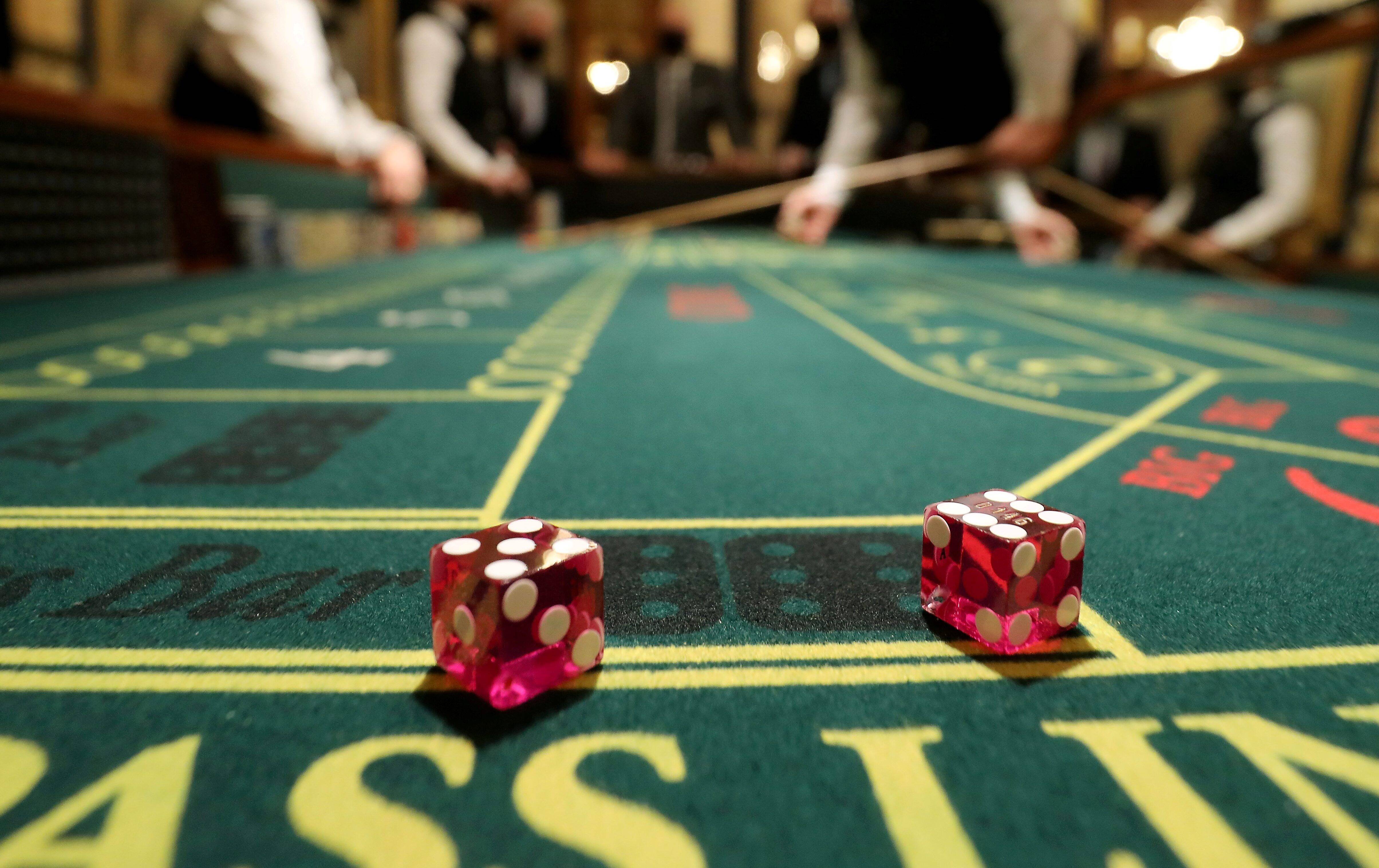 Un touriste qui venait de rafler la mise au casino de Monaco se fait voler son portefeuille, un homme a été condamné