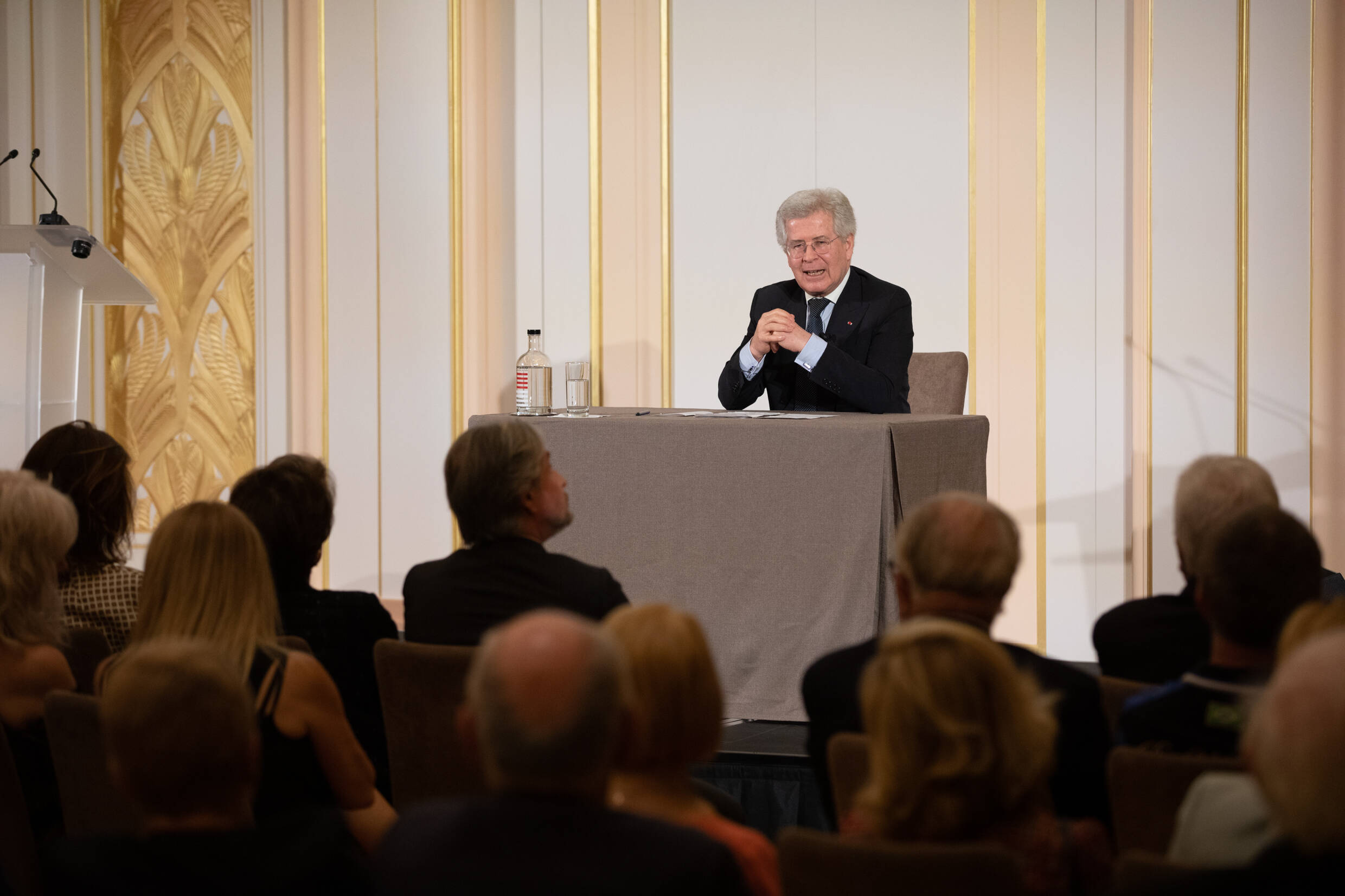 "Nous allons hélas vers une guerre froide": les confidences de Jean-David Levitte, ambassadeur de France invité à la Monaco Méditerranée Foundation