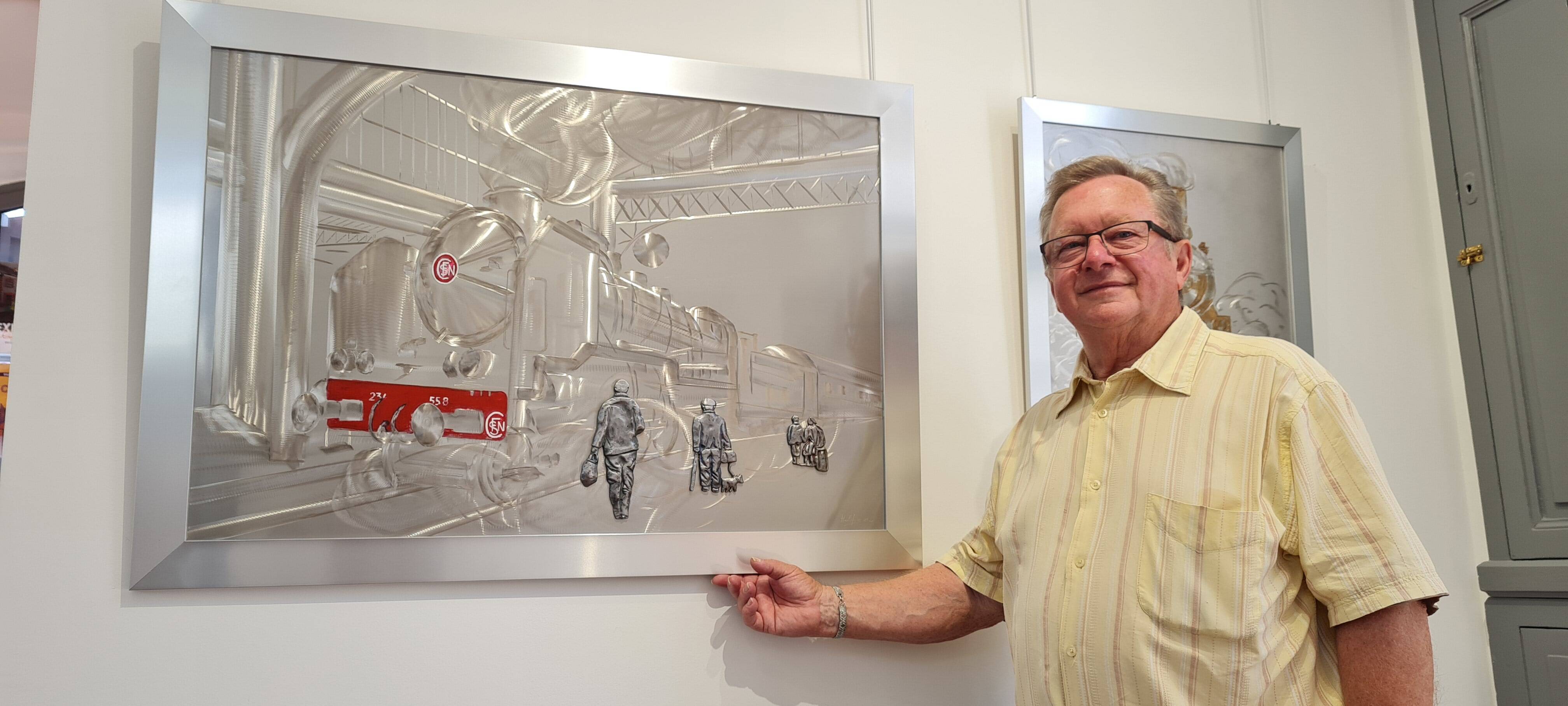 Il expose à Cavalaire, cet artiste a fait le pari fou de peindre des tableaux à la disqueuse