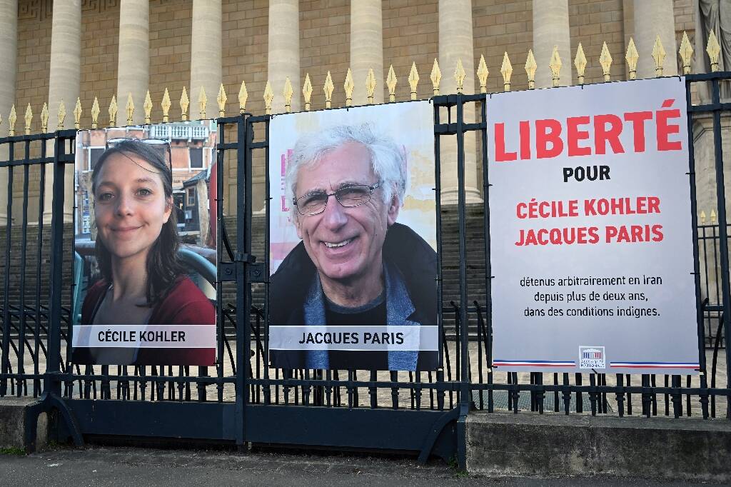 Iran: trois ans de détention "destructrice" pour les Français Cécile Kohler et Jacques Paris