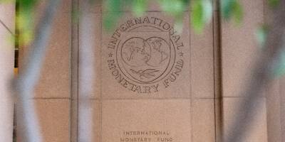 Le Fonds monétaire international appelle la France à arrêter le 
