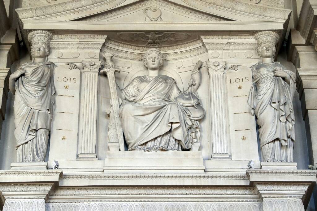 Des juges du procès du Rassemblement national pour détournement de fonds européens sont menacés de mort, une enquête ouverte