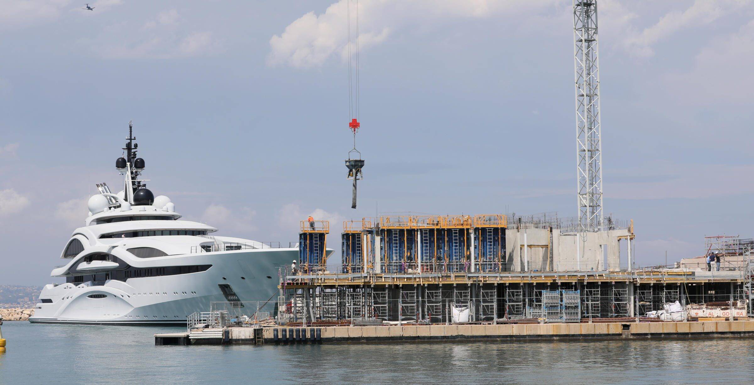 Cet été, les loueurs de bateaux de la Côte d'Azur ont fait le plein de touristes (mais pas les avitailleurs)