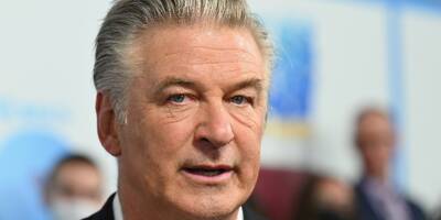 Tir mortel d'Alec Baldwin sur un tournage: deux personnes au coeur de l'enquête