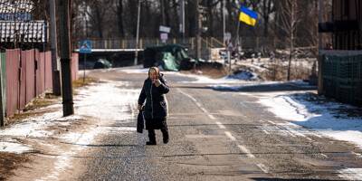 Guerre en Ukraine: Moscou annonce des couloirs humanitaires vers la Russie alors que les chars de l'armée sont aux portes de Kiev
