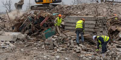 En Ukraine, recycler les débris de la guerre pour reconstruire plus vert et moins cher