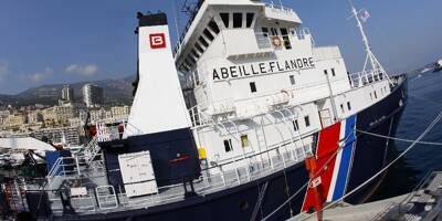 Après avoir quitté Toulon cet été, le remorqueur de haute mer Abeille Flandre est arrivé à Brest pour sa déconstruction