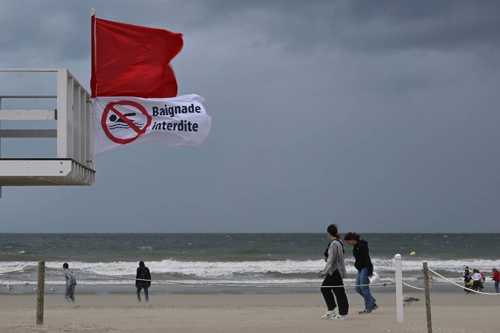 Bond des noyades en France, les autorités appellent à respecter les interdictions de baignade