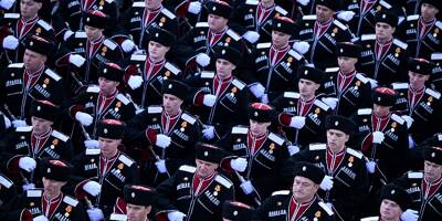 La Russie commémore la victoire sur l'Allemagne nazie dans l'ombre des revers en Ukraine