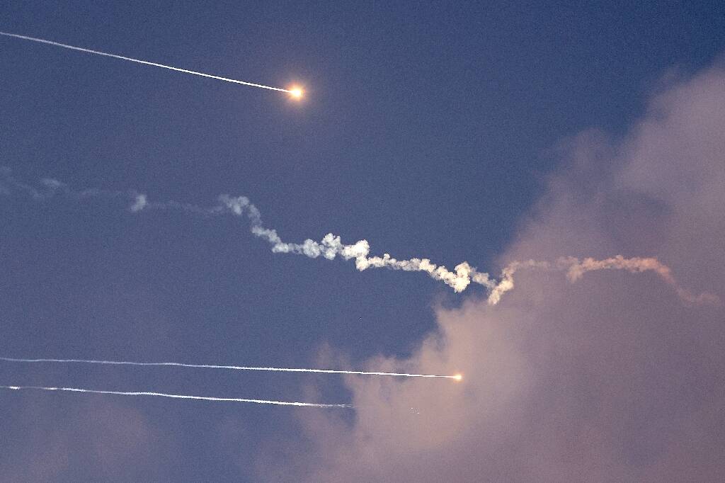 Israël avertit que "Téhéran brûlera" en cas de nouveaux tirs de missiles iraniens