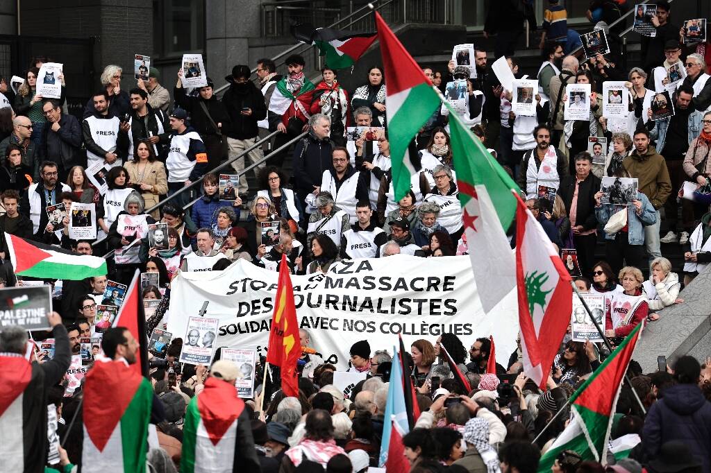 Rassemblements à Paris et Marseille en soutien aux journalistes tués à Gaza