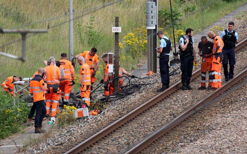 Sabotages sur le réseau de trains SNCF: le trafic encore perturbé ce samedi, l'enquête se poursuit