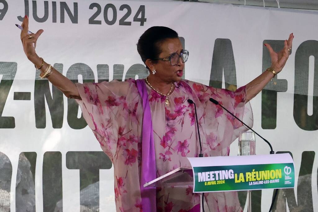 Tractations à gauche: le PS ne valide pas la candidature Bello à Matignon et appelle à poursuivre les discussions 