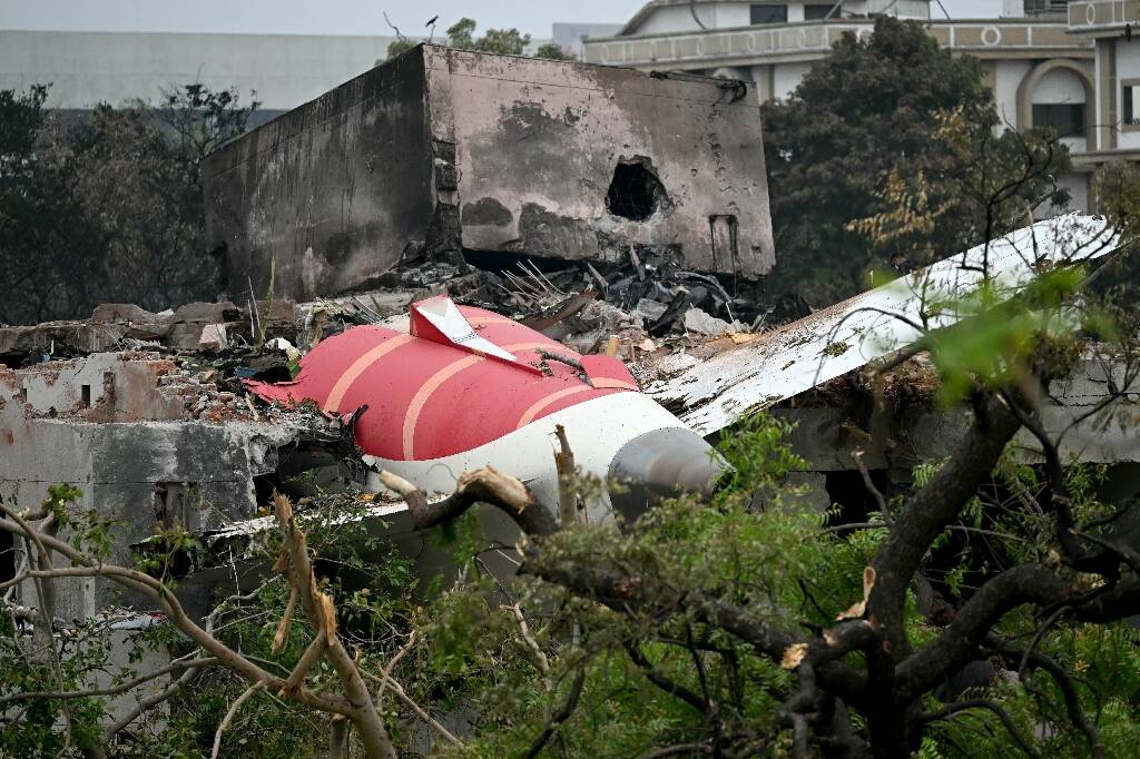 Crash du Boeing 787 d'Air India: nouveau bilan de 279 morts, la plus meurtrière catastrophe aérienne depuis 2014