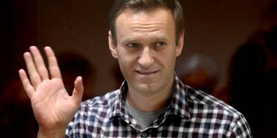 L'opposant russe Alexeï Navalny arrête sa grève de la faim après trois semaines