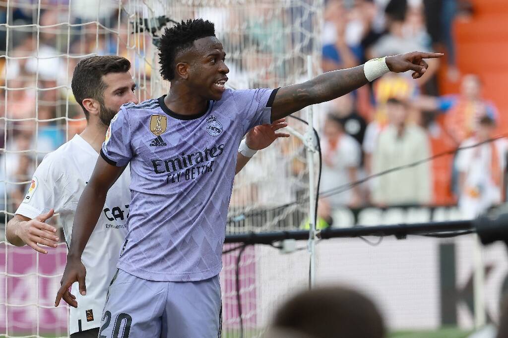 Le stade traite Vinicius Junior de "singe": l'entraîneur du Real Madrid Carlo Ancelotti révolté par les insultes racistes