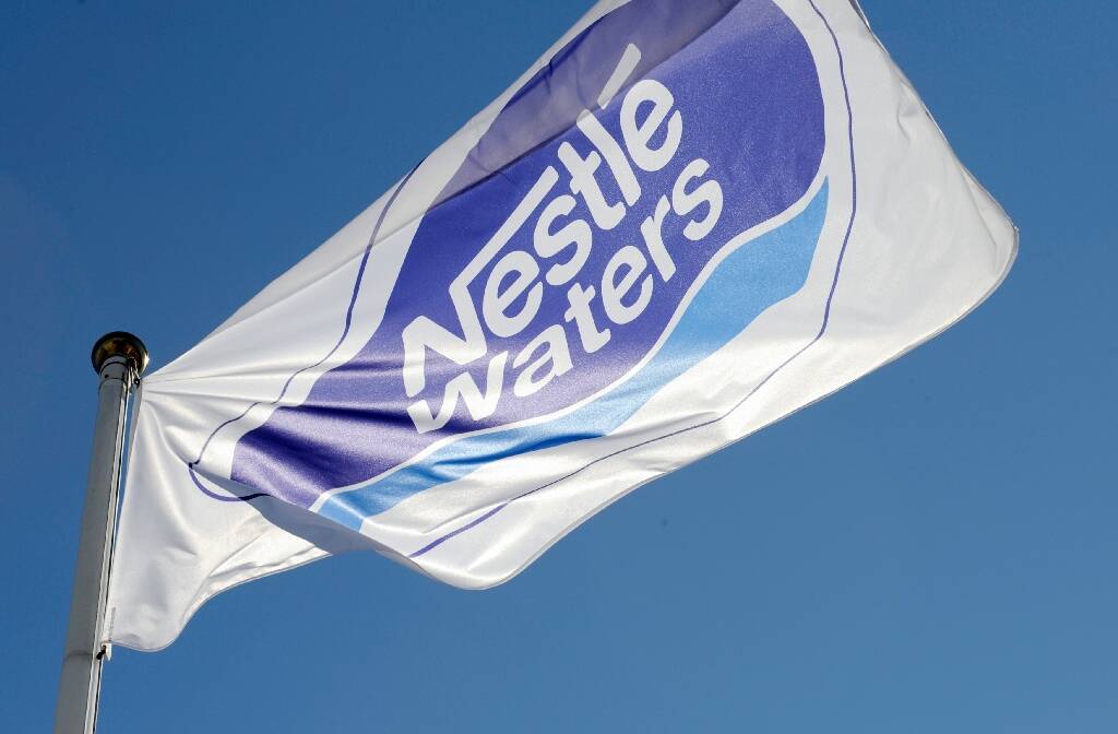 Mineral waters: ANSES recommends “reinforced monitoring” of Nestlé sites