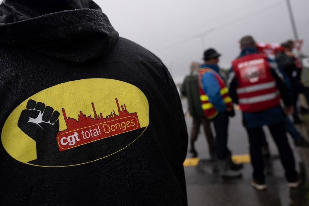 Carburants: les raffineries et les dépôts de TotalEnergies sont toujours en grève