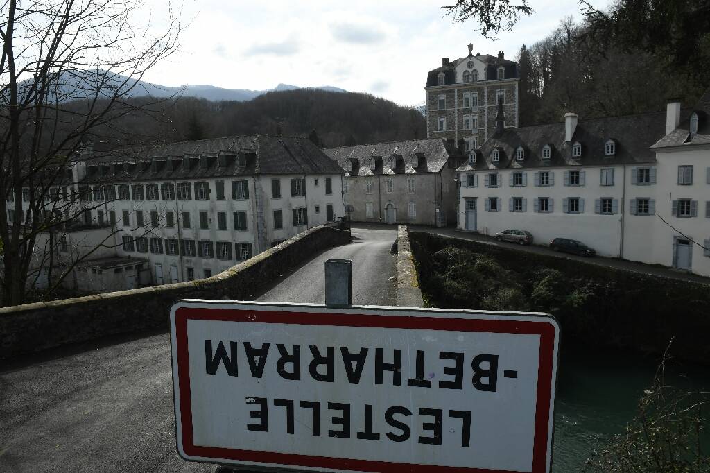 Bétharram: la fille de Bayrou confirme qu'il a rencontré un juge en 1998
