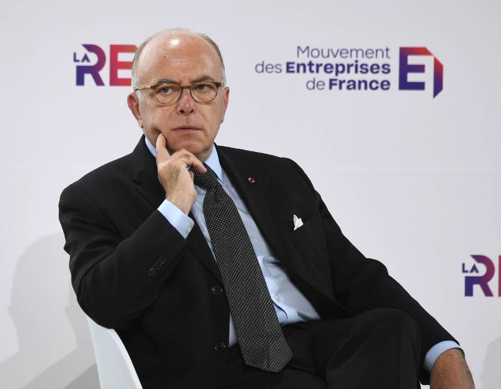 Le manifeste pour "une autre gauche" de Bernard Cazeneuve signé par 400 personnalités politiques