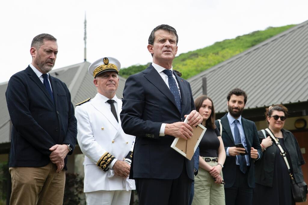 Pourquoi Manuel Valls a-t-il été chahuté au début de sa visite en Nouvelle-Calédonie?