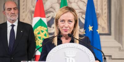 Première en Italie: l'extrême droite au pouvoir avec Giorgia Meloni