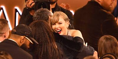 Grammy Awards: Taylor Swift remporte l'album de l'année pour la quatrième fois, un record absolu