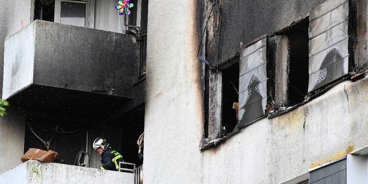 Une trottinette électrique à l'origine de l'incendie d'une extrême violence qui a fait quatre morts dans un immeuble HLM à Reims