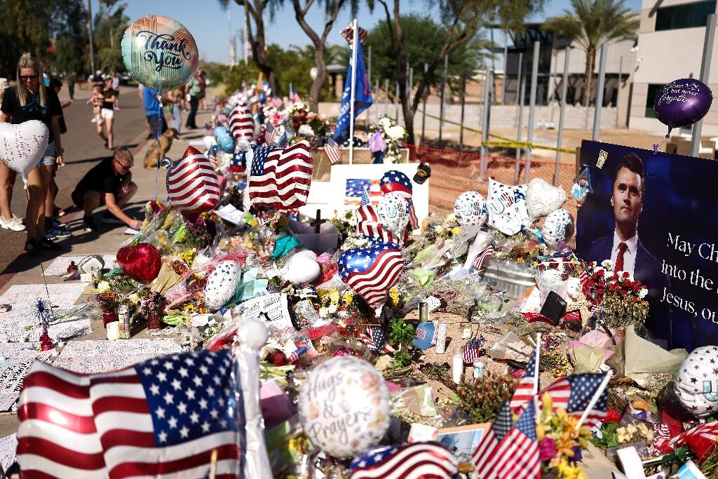 L'ADN retrouvé sur la scène du meurtre de Charlie Kirk est celui du suspect, annonce le FBI