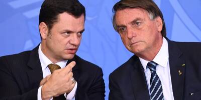 Election au Brésil: révélations compromettantes dans l'entourage de Bolsonaro