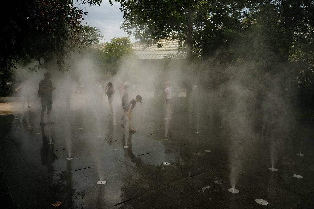 70 départements en vigilance orange dont les Alpes-Maritimes et le Var, cette vague de chaleur doit continuer "jusqu'à mardi"