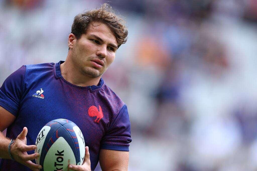 Rugby à VII: Antoine Dupont va "intégrer le groupe qui préparera" les JO-2024