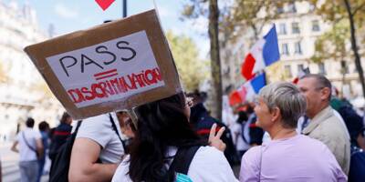 Dixième samedi de manifestations contre le pass sanitaire que Macron envisage d'alléger