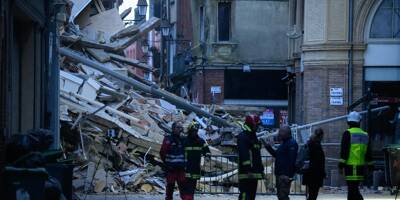Un bâtiment déjà évacué s'effondre en pleine nuit, recherches en cours à Toulouse