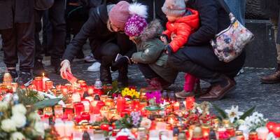 La République tchèque rend hommage aux victimes de la tuerie à l'université de Prague
